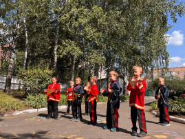 Фольклорный праздник «Русская берёзка». Фольклорный праздник «Русская берёзка».